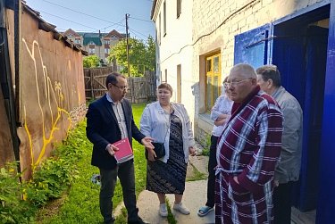 Встречи в избирательном округе